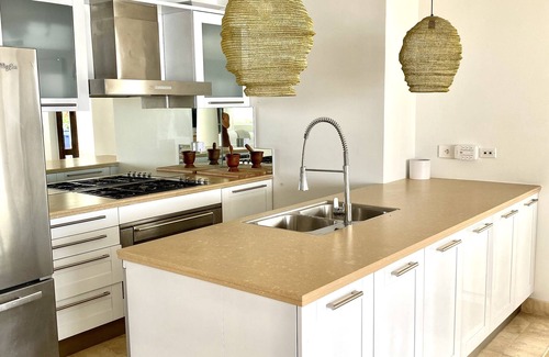 Maho Villa | Modern Villa at Shore Pointe with Ocean View & Spa Amenities