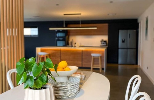 Akaroa House | Pet-Friendly Oceanfront Retreat at 'Shore Thing' Akaroa
