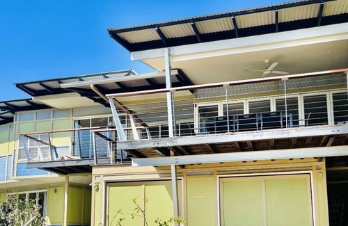 Brisbane Waterfront House | Family-Friendly Shorebird on Moreton @ Tangalooma Escape
