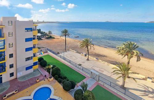 Playa Honda Apartment | Beachfront ShoreHouse: Pet-Friendly Retreat with Ocean Views