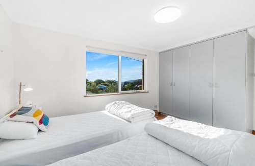 Gracetown House | Stylish Shorelands: Beach-Side Family Retreat in Gracetown