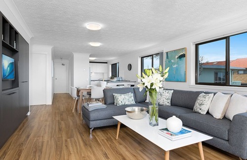 Hastings Point Apartment | Oceanfront Shoreline 6: Whale Watching & Family-Friendly Fun