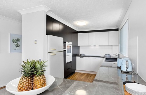 Hastings Point Apartment | Oceanfront Shoreline 6: Whale Watching & Family-Friendly Fun