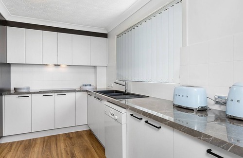 Hastings Point Apartment | Oceanfront Shoreline 6: Whale Watching & Family-Friendly Fun