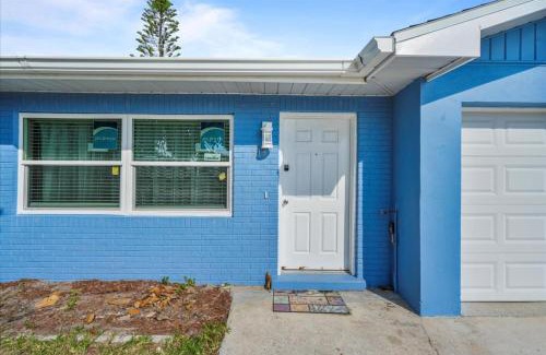 Indian Harbour Beach House | Discover Shoreline Serenity: Dog-Friendly Retreat