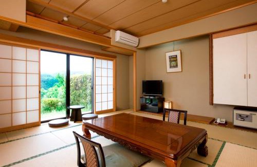 Nabari Hotel | Relax at Shorenji Lake Hotel: Rated 9/10 with a Pool & More