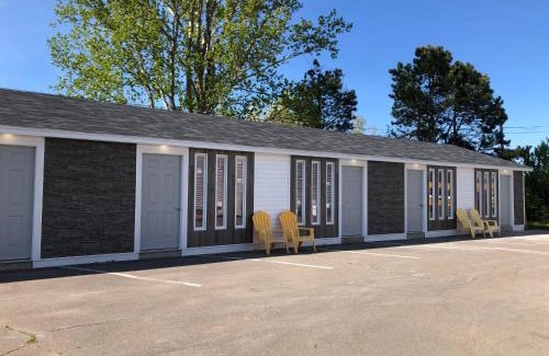 Shediac Hotel | Discover Shores Inn & Hotel: Pet-Friendly Ocean Retreat