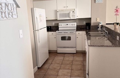 Panama City Beach Resort | Relaxing Shores of Panama Beach Resort with Ocean Views