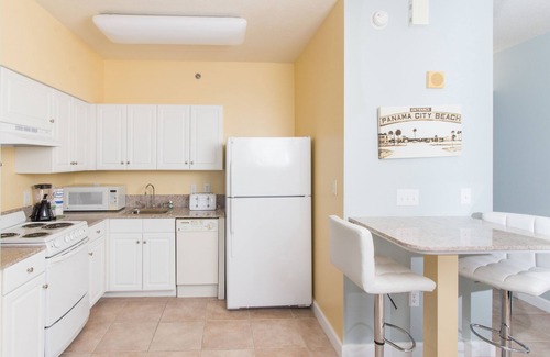 Panama City Beach Resort | Relaxing Shores of Panama Beach Resort with Ocean Views