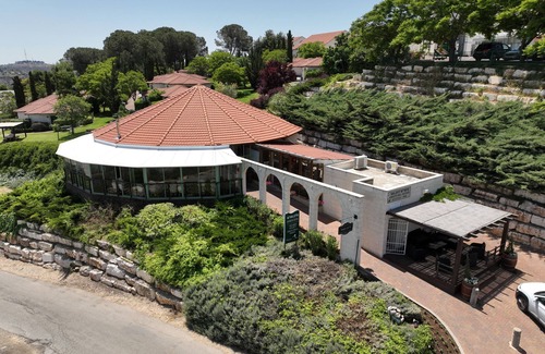 Shoresh Apartment | Family-Friendly Shoresh Green Hills Suites with Pool Access