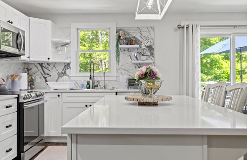 Falmouth House | Cozy Home Near Falmouth's Attractions - Pet & Child Friendly