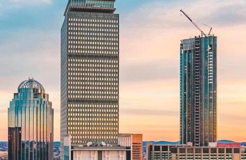 Government Center House | Convenient Location Near Logan Airport & Prudential Tower!