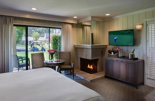 Napa Hotel | Convenient Stay Near Scientopia Discovery Center & Pool