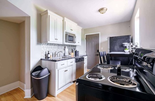 Victorian Village House | Perfect Dennison Unit 4: Private Parking Near Downtown