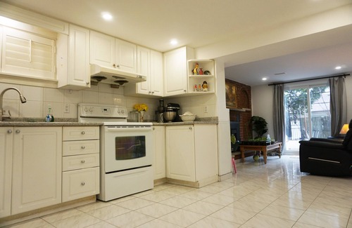 York University Heights House | Convenient Short Term Rental Near York University