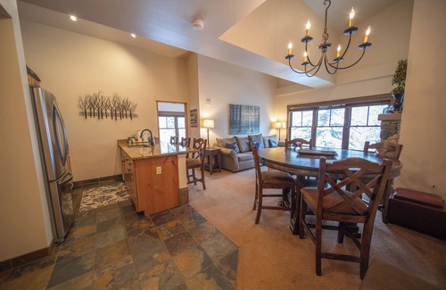 River Run Condo | Top Floor Condo in River Run Village - Guest Rated 10/10!