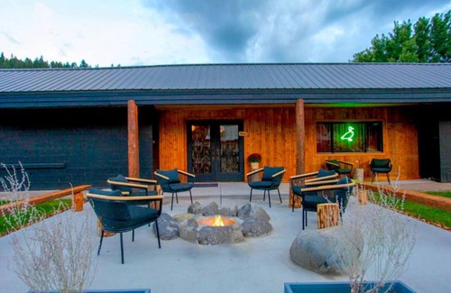 Pagosa Springs House | Short Walk to Scenic San Juan River Walk | Ideal for Romantic Couple Stay