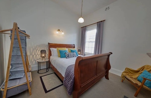 Norwood Cottage | Ideal Location Near The Parade and Norwood Oval