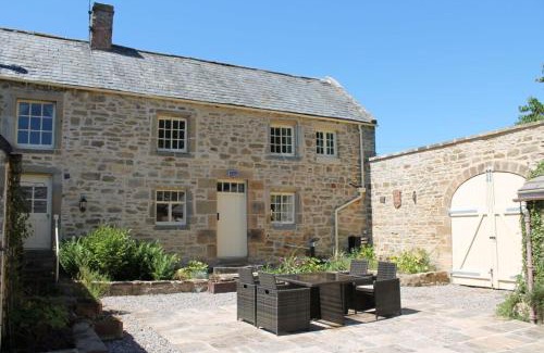Hallington House | Experience Shortflatt Tower: Family & Pet Friendly Stay