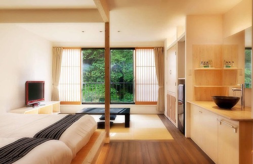 Aizuwakamatsu House | Relax at Shousuke no Yado Takinoyu - A 4-Star Retreat