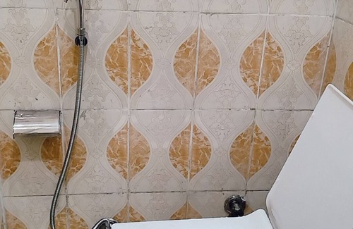 Aligarh Hotel | Shraddha Hotel