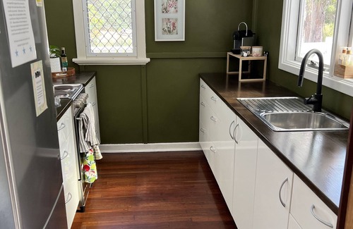 Nyamup Cabin | Relaxing Shrapnel's Retreat: Pet Friendly Timbermill Cottage