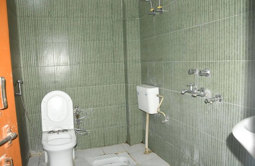 Varanasi Apartment | Relax at Shree Anandam Kashi: Pet-Friendly Retreat