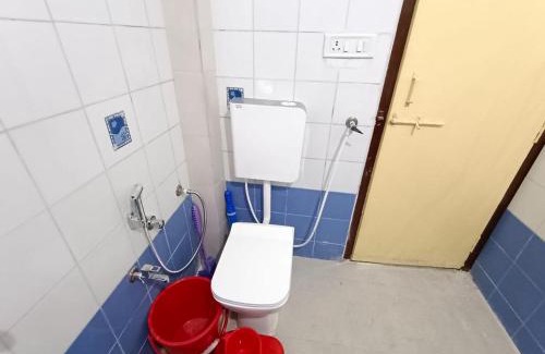 Ujjain Apartment | Top-Rated Shree Avantika Home Stay: Pet Friendly & Breakfast