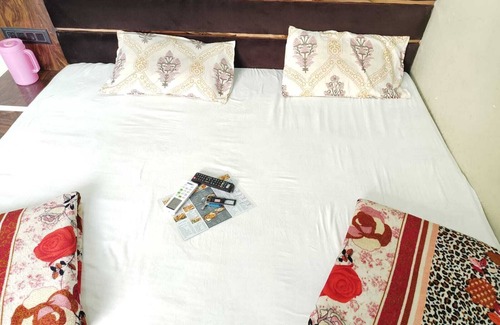 Ujjain Hotel | Shree Ayodhya Guest House