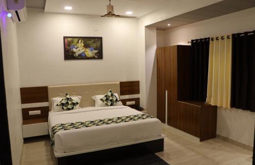 Kankroli Hotel | Pet-Friendly Stay at SHREE GOVINDAM INN with Breakfast Included