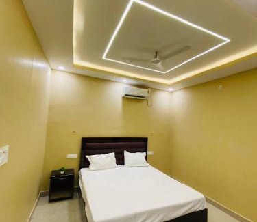 Faizabad House | Budget-Friendly Stay at Shree Janki Palace for Families
