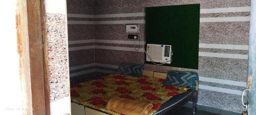 Mathura House | Shree ji seva sadan