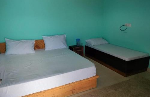 Guptkashi Hotel | Discover Shree Neelkanth Resort: Pet-Friendly Escape