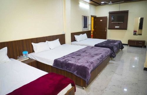 Ujjain Hotel | Shree Shyam Mahal