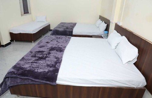 Ujjain Hotel | Shree Shyam Mahal
