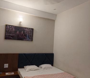 Mathura Hotel | Shri Bala Ji Dham