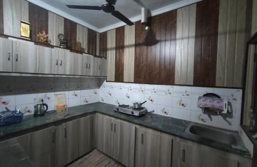 Mayapur Apartment | Guest Rated 9.8: Shri Devbhoomi Homestay - Pet Friendly Escape