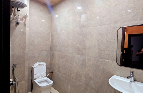 Mathura Apartment | Shri Krishna Divine Dham