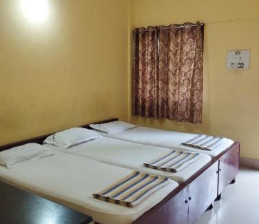 Kollur Hotel | Budget-Friendly Stay at Shri Matha Chathra Residency