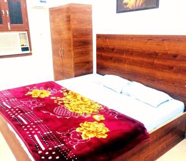 Vrindavan House | Shri radha rani dham