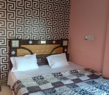 Faizabad Hotel | Shri Ram Nilayam