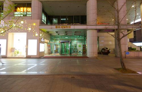 Mapo House | Family-Friendly SHseoul with Breakfast & 9.2/10 Rating