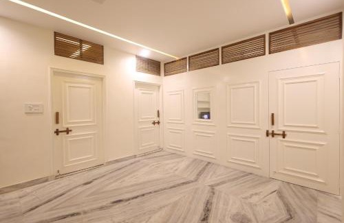 Udaipur Bed & Breakfast | Cozy Shuddhi Villa with Kitchen & Pet-Friendly Amenities