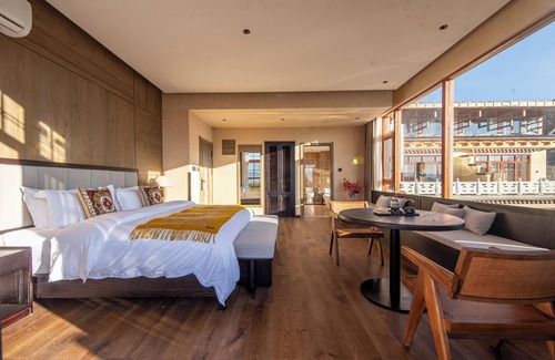 Shangri-La Hotel | Experience Comfort at Shujia Wengmacuozangshidujiazhuangyuan