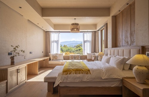 Shangri-La Hotel | Experience Comfort at Shujia Wengmacuozangshidujiazhuangyuan