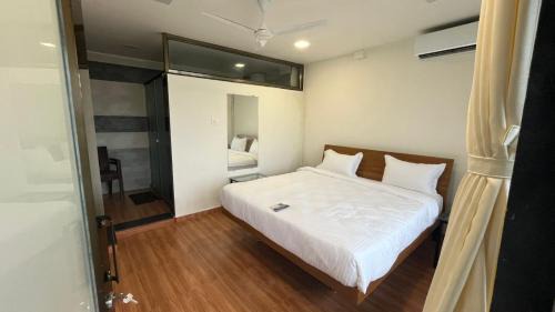 Igatpuri Resort | Relax at Shvas Island Resort with Oceanfront Amenities