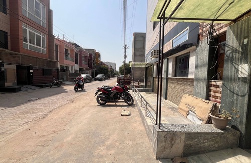 Vrindavan Apartment | shyamkunj homestay