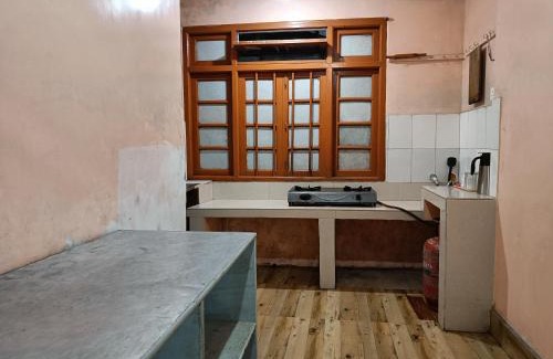 Gangtok Apartment | Family-Friendly Stay at Shyar Sikkimese Guest House
