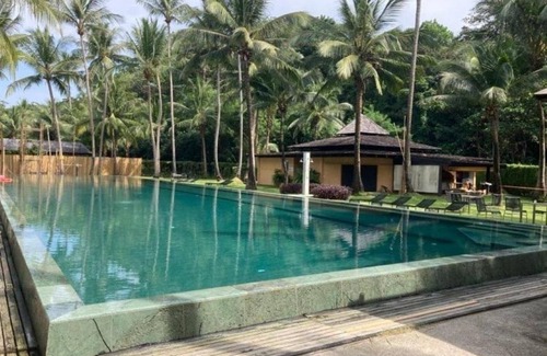 Klong Son Villa | Experience Blue Haven Bay with Private Beach & Pool Access