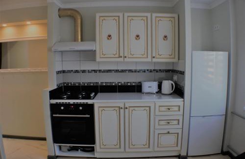 Siauliai City Center Apartment | Experience Siauliai Apartments - Ežero: Pet-Friendly Retreat